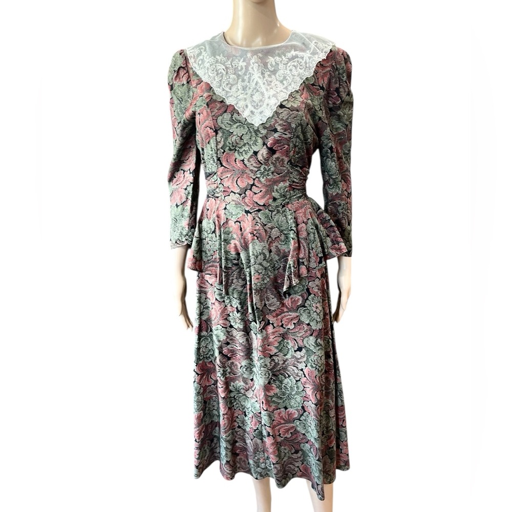 vtg POSITIVE INFLUENCE 80s Does 40s Peplum tapestry Tea Garden Dress Secretary